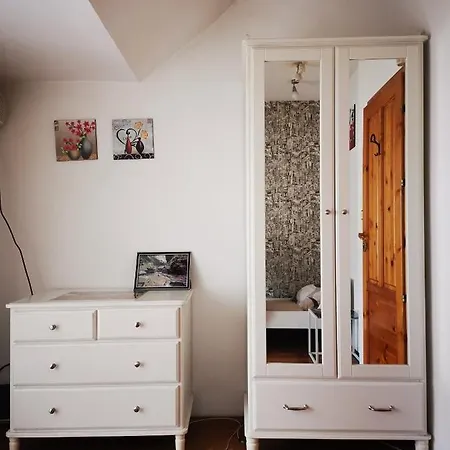 Penzion Central 5 Min Beach Apartment With Bathtub *