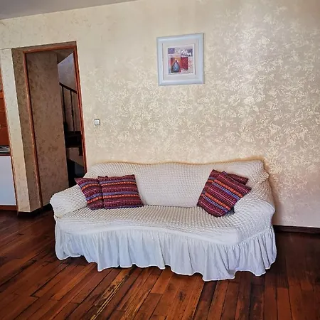 Central 5 Min Beach Apartment With Bathtub * Varna