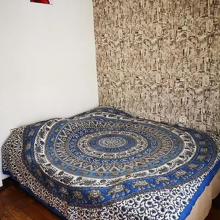 Penzion Central 5 Min Beach Apartment With Bathtub *