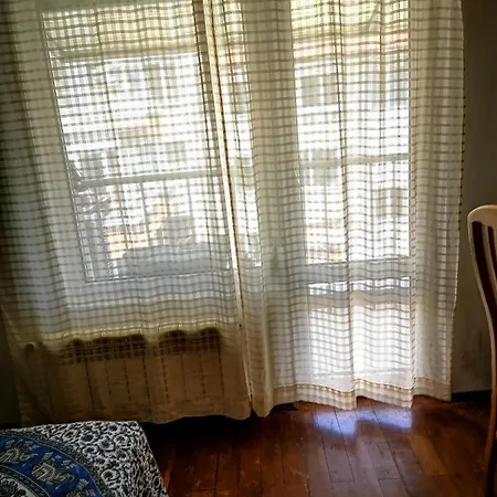 Central 5 Min Beach Apartment With Bathtub * Varna